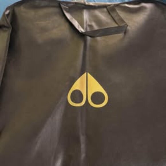 Like new Moose Knuckles Flight Satin Logo Bomber SZ S - Picture 7 of 8